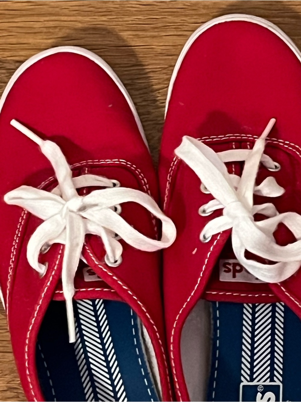 Keds Champion Lace-Up Sneakers. Red and white. 6.5. Timeless. Basic. 90’s. - Picture 5 of 7